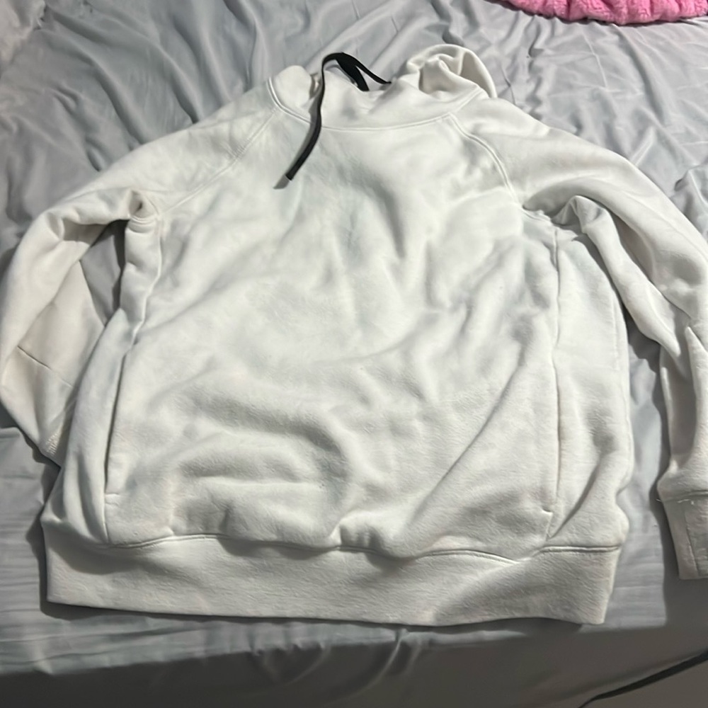 women’s white hoodie
